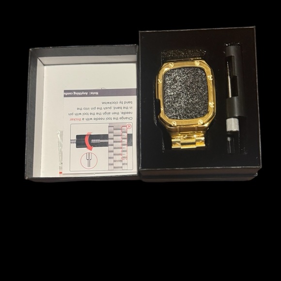 Gold Smartwatch with Glitter Face - Picture 1 of 8